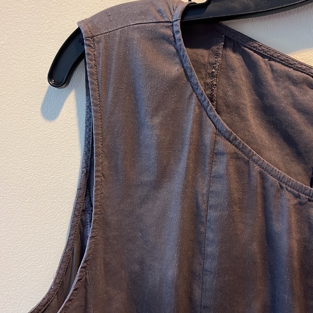 Theory Linen blend vertically pleated dress Scoopneck Dark taupe Size 8 EUC - Picture 4 of 7